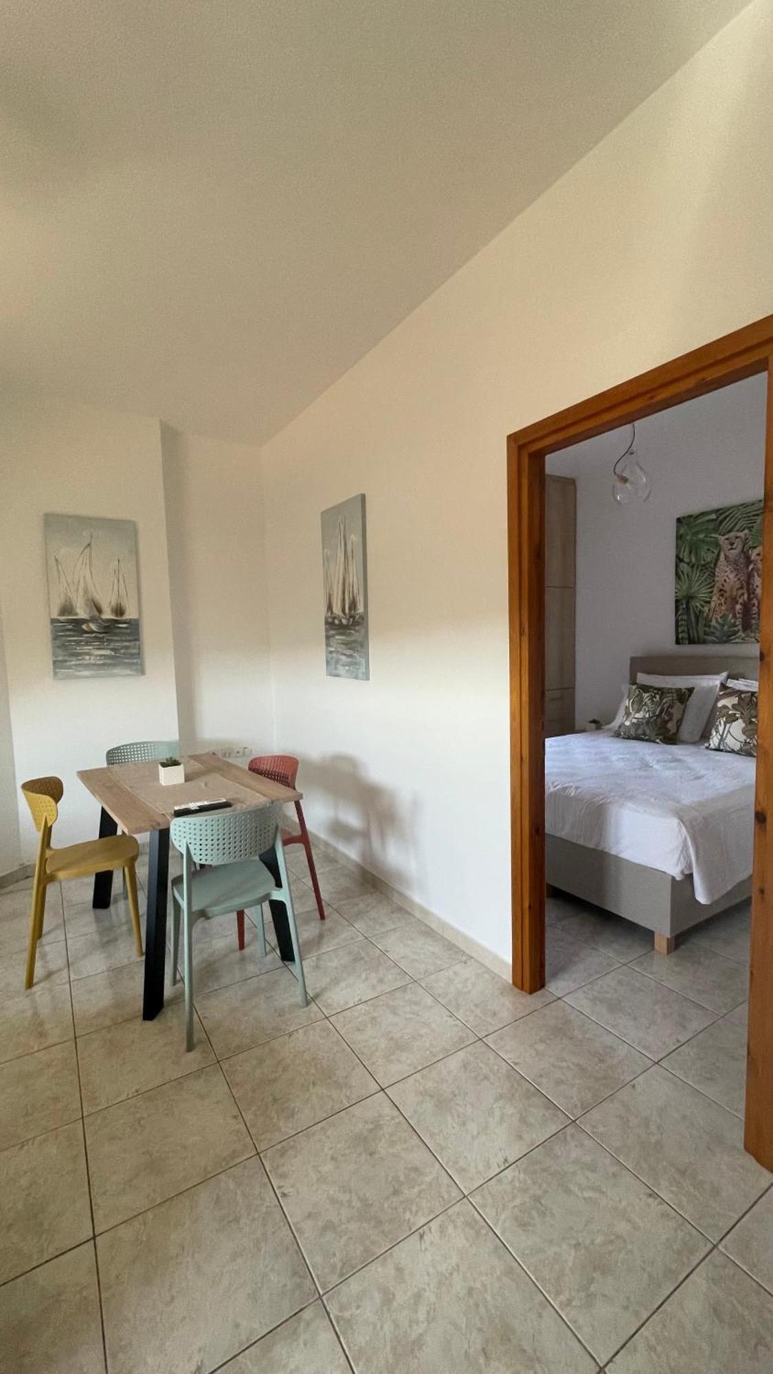 Murele Apartments Daratsos Bagian luar foto